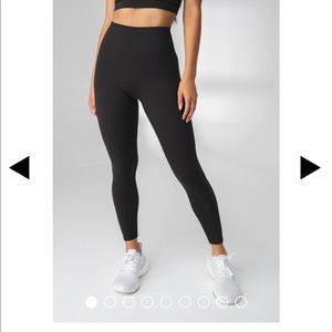 Balance Athletica “The Cloud Pant” midnight silver logo